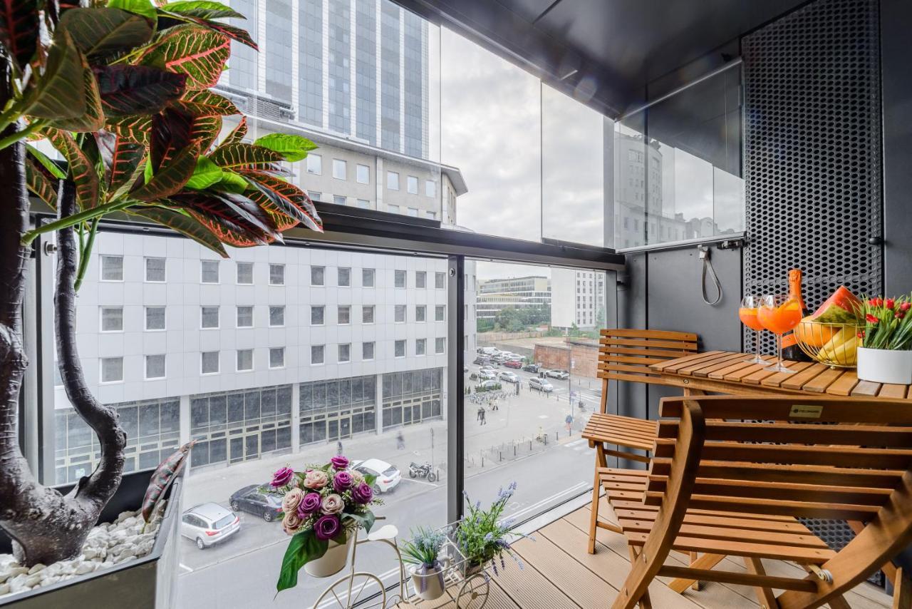Lumina Luxury Apartments In Mennica Residence Warsaw Exterior photo